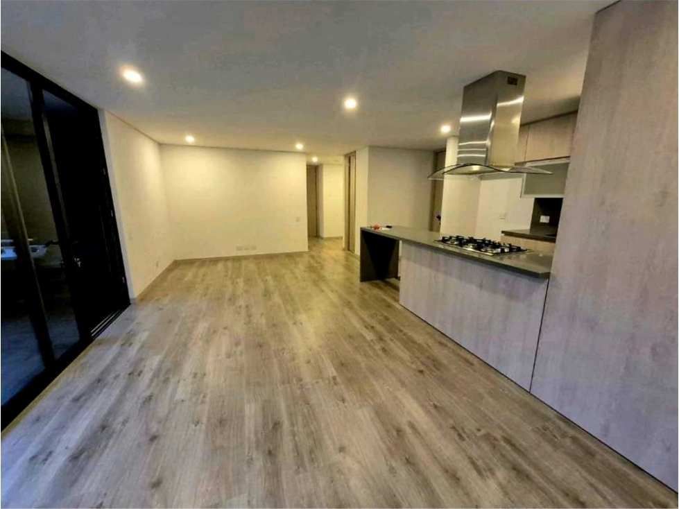VENDO APARTAMENTO NUEVO Y MODERNO PARA ESTRENAR EN EL POBLADO — foto 4