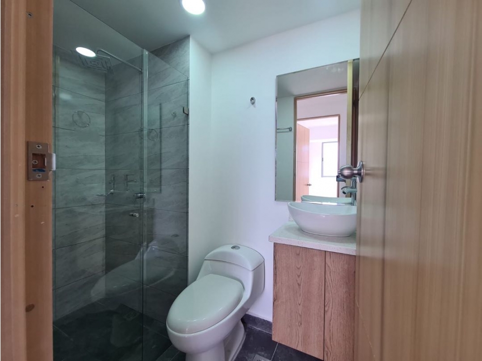 VENDO APARTAMENTO OCEANA BELLO SECTOR FABRICATO PISO ALTO — foto 4