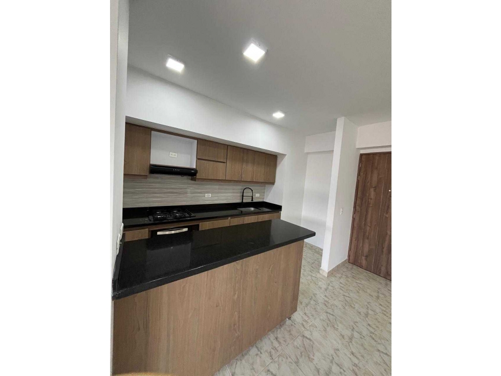 VENDO APARTAMENTO OCEANA, DOS BALCONES, 92M2, PARQUEADERO Y ÚTIL — foto 4