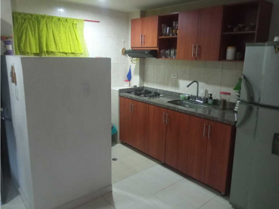 VENDO APARTAMENTO P4 POBLADO GIRON - 2