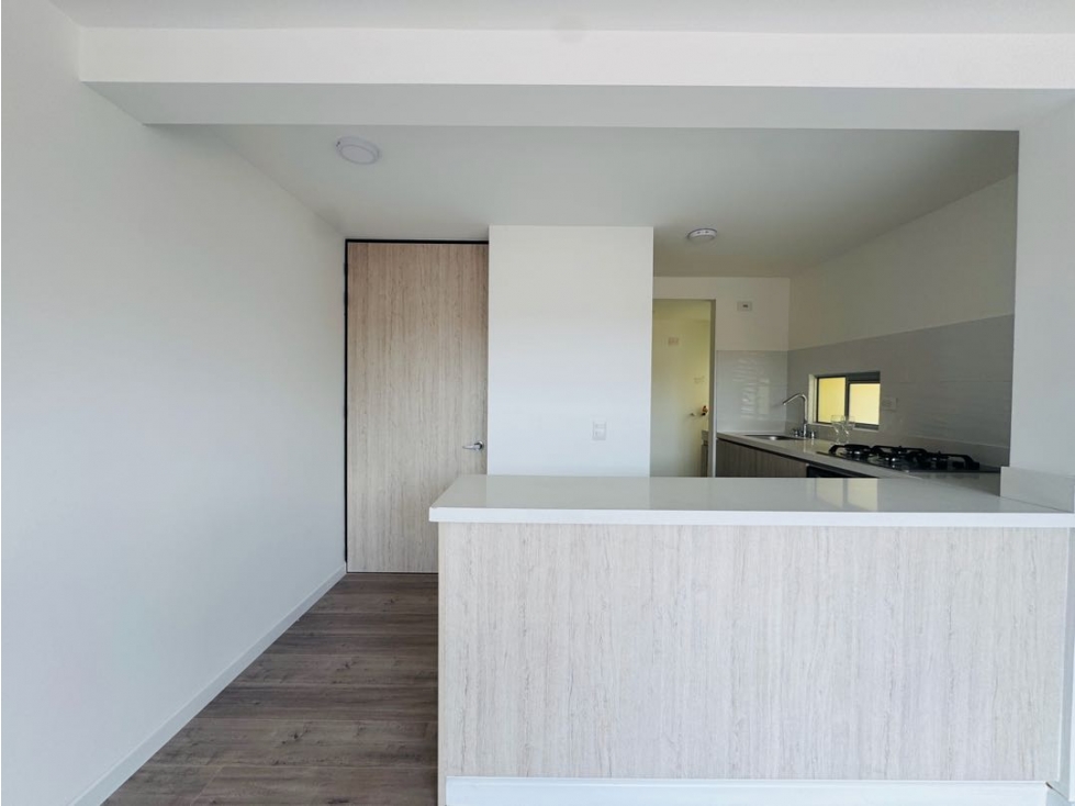 Vendo apartamento para estrenar en Chia en conjunto cerrado.
