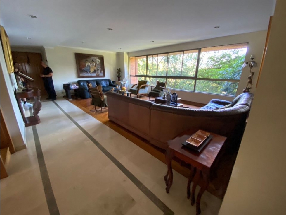 VENDO APARTAMENTO PARA REFORMAR SECTOR LOS BALSOS