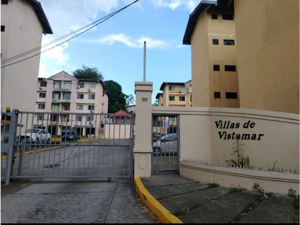 VENDO APARTAMENTO PH ALTOS DE VISTA MAR PANAMA - PLANTA BAJA.