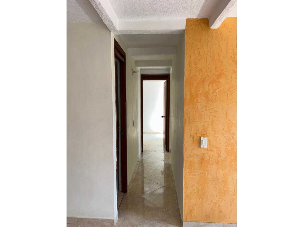 VENDO APARTAMENTO PISO 10 EN LOS COLORES MEDELLÍN — foto 4