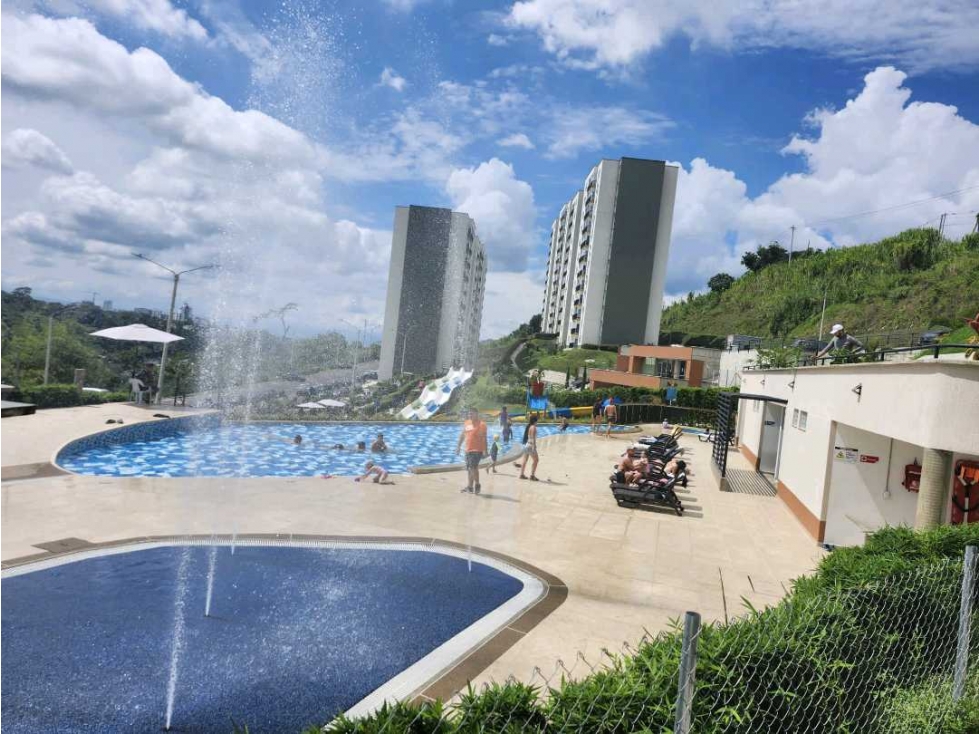 VENDO APARTAMENTO EN ACQUA HILLS DOSQUEBRADAS