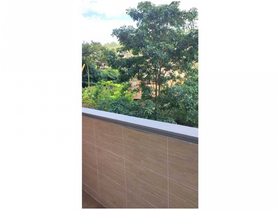 VENDO APARTAMENTO PISO 8 EN PUERTO ALEGRE — foto 4