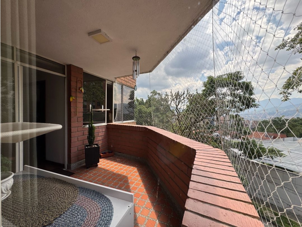 VENDO APARTAMENTO POBLADO ESPACIOSO SECTOR INTERNACONTINENTAL 162m2