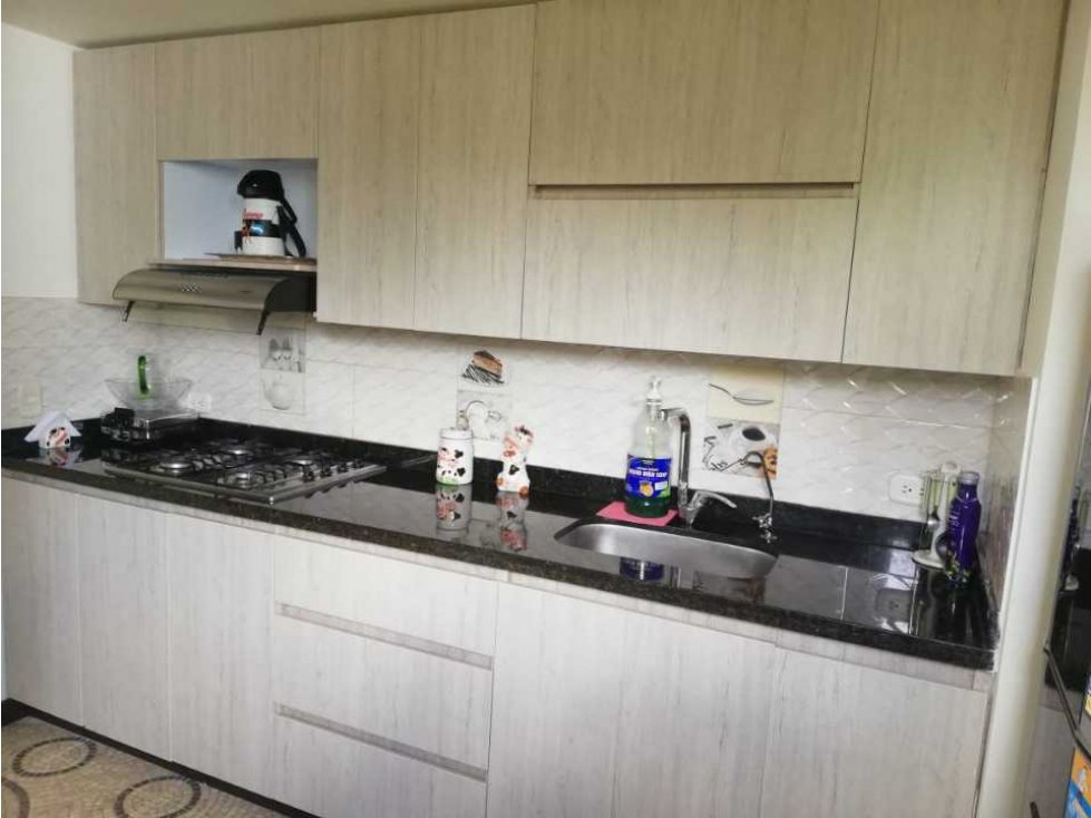 VENDO AMPLIO APARTAMENTO CERCA A PROVIDENCIA Y LA 14 PEREIRA — foto 3