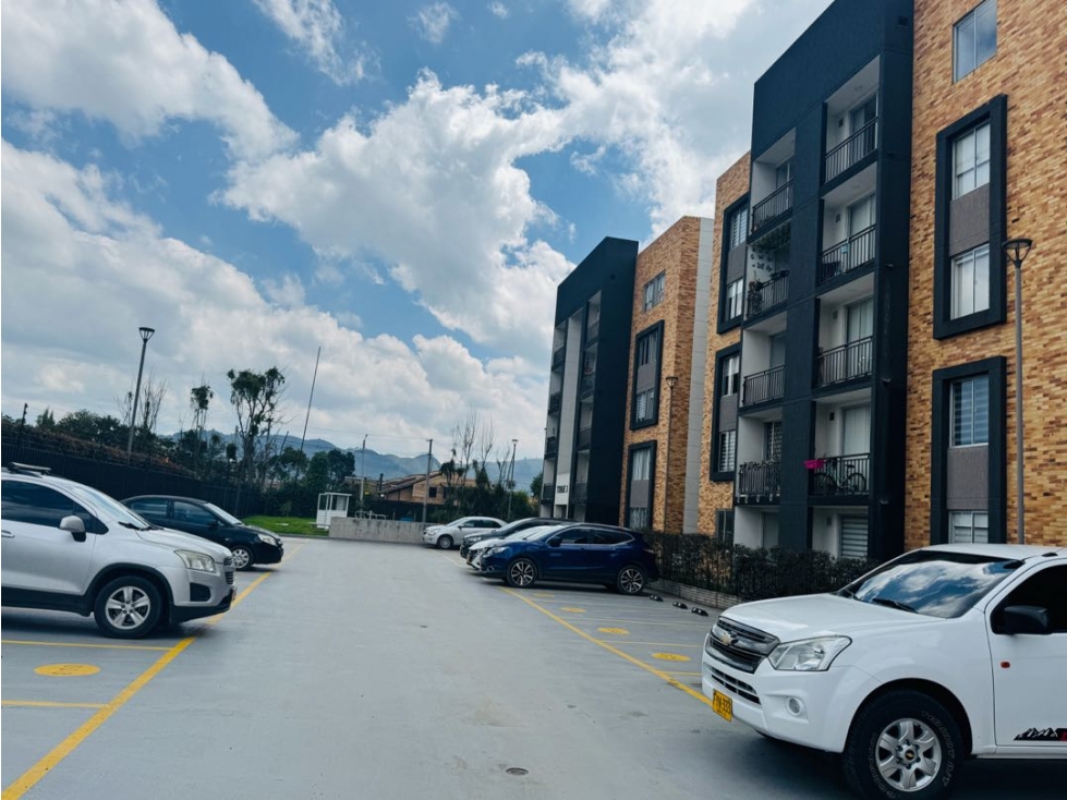 Bajo de precio! Vendo apartamento primer piso para estrenar en cajica