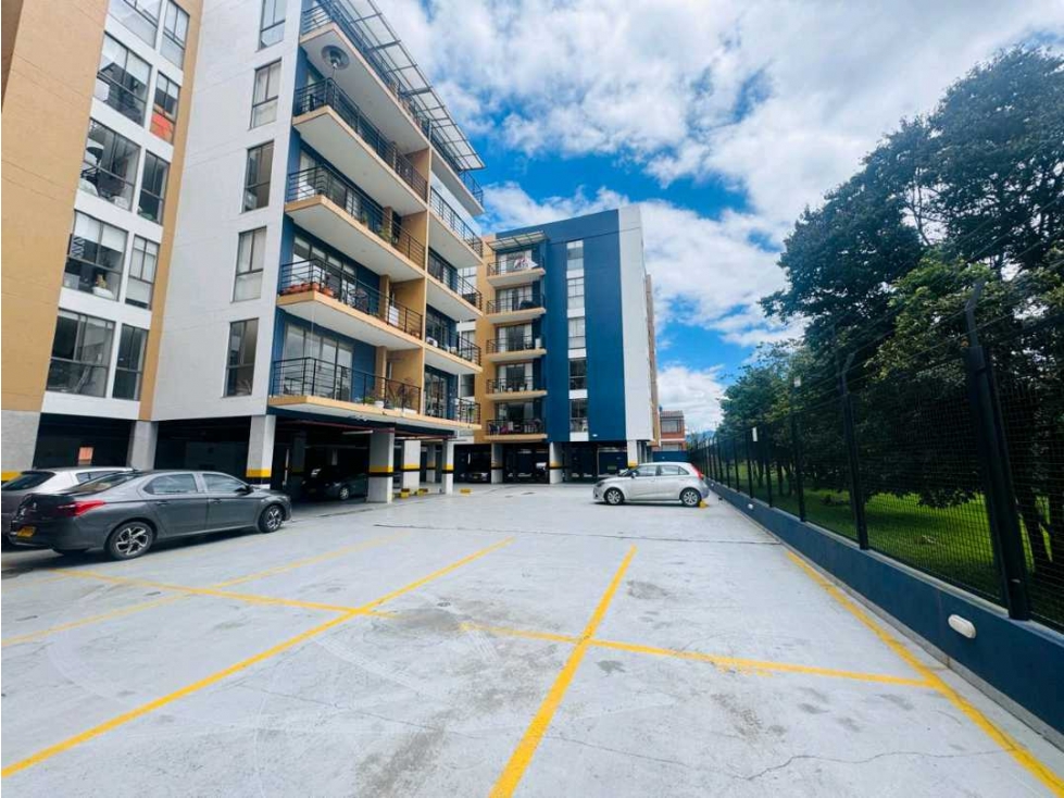 Vendo Apartamento primer Piso Elevado En Cajicá en conjunto.