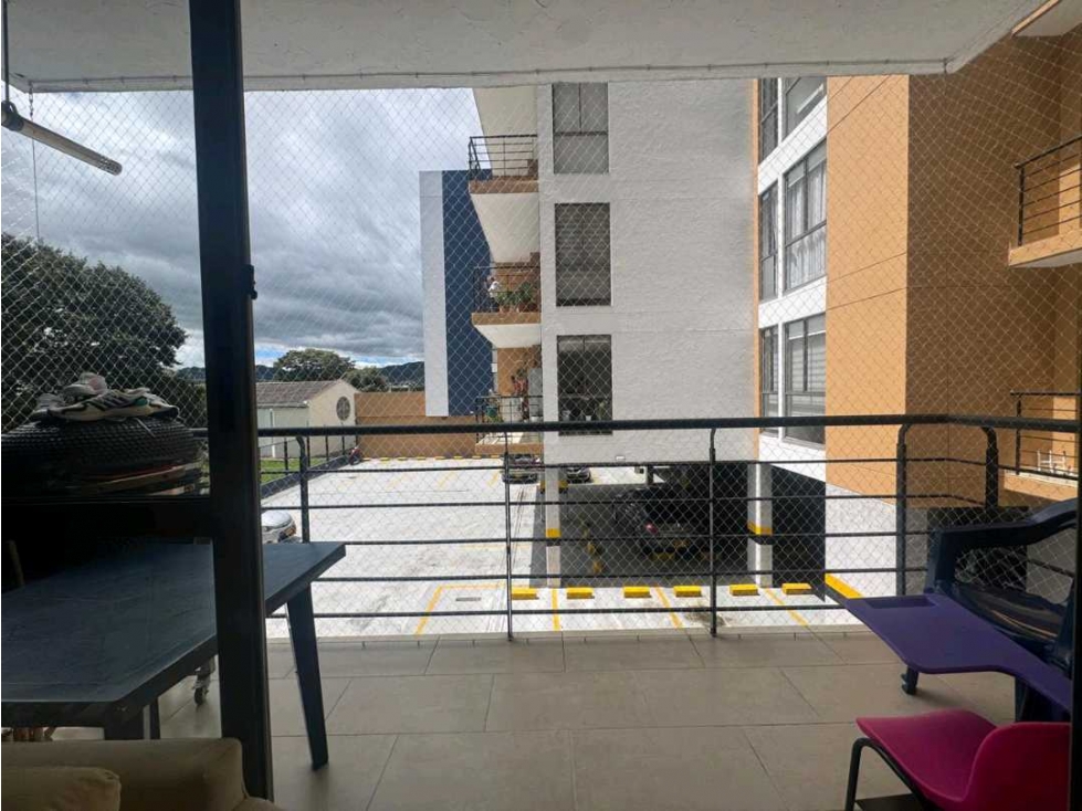 Vendo Apartamento primer Piso Elevado En Cajicá en conjunto. — foto 5