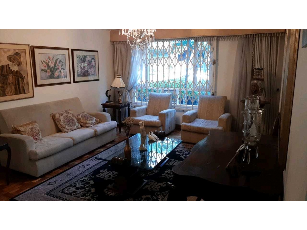 VENDO APARTAMENTO PRIMER PISO POBLADO PROVENZA