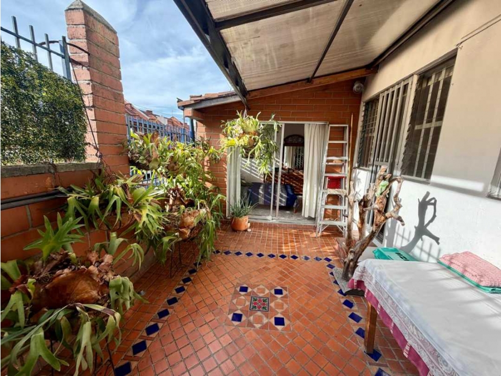 VENDO APARTAMENTO PRIMER PISO BELÉN LA MOTA/110mt