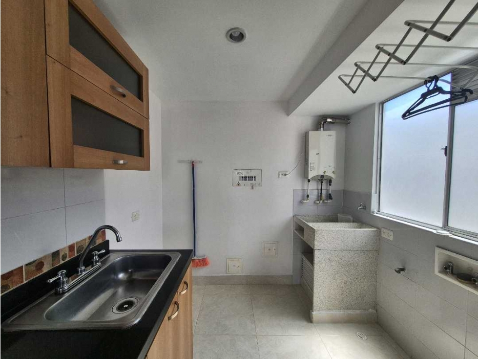 VENDO APARTAMENTO EN HUERTAS DE CAJICA ,INGRESO POR ESCALERAS — foto 6
