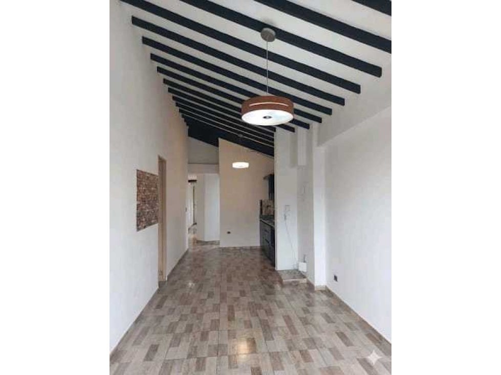 VENDO APARTAMENTO QUINTO PISO EN ITAGÜÍ-CERCA A PILSEN — foto 2