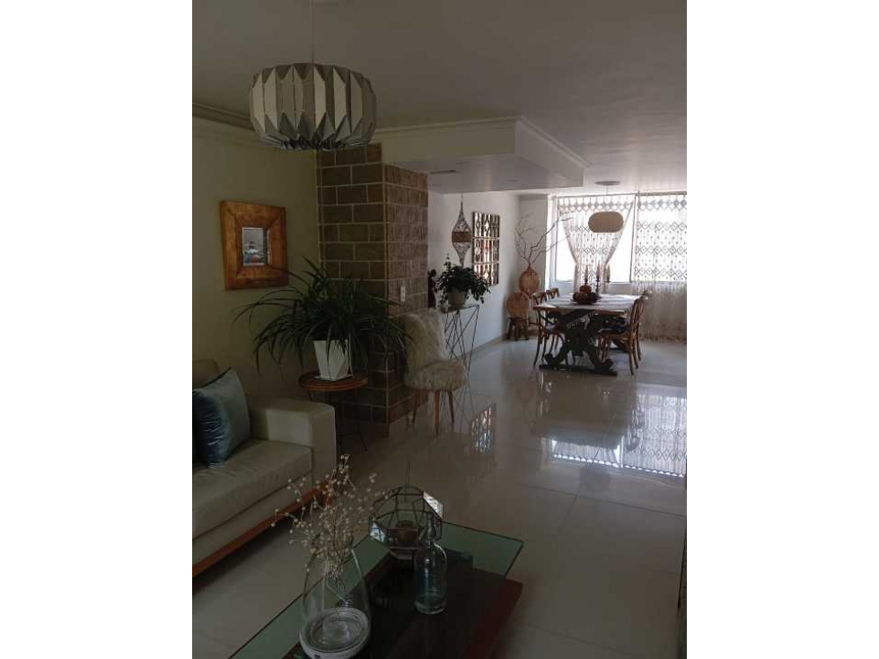 APARTAMENTO EN VENTA LAURELES EN LA CUIDAD DE MEDELLIN — foto 2