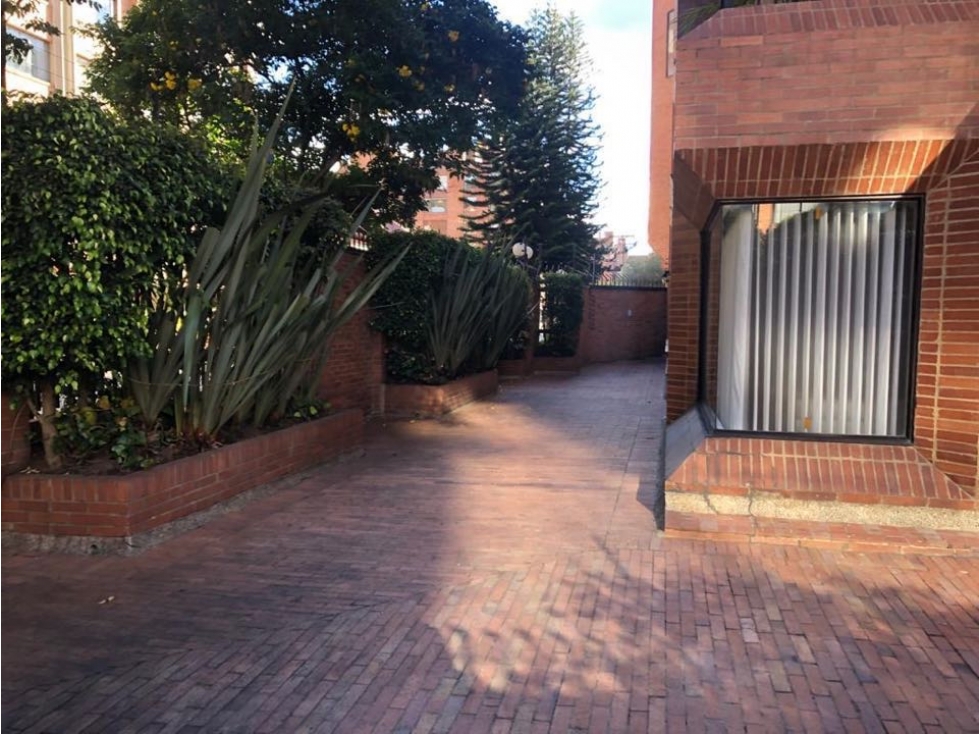 Vendo apartamento remodelado en La Carolina con súper terraza — foto 4
