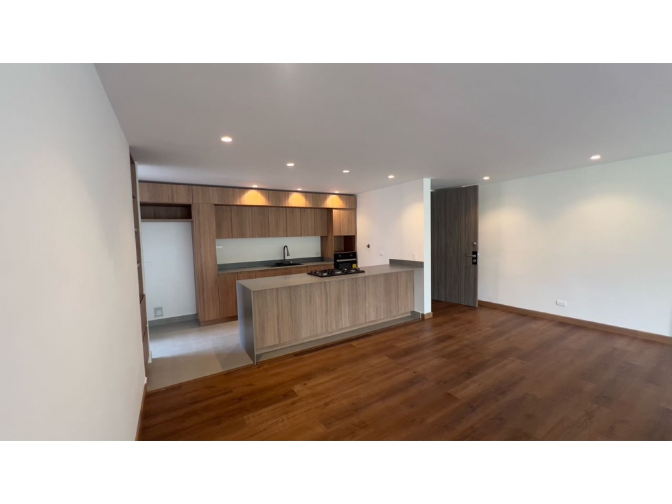 VENDO APARTAMENTO REMODELADO EN NOGALES LOMA LAS BRUJAS ENVIGADO — foto 2