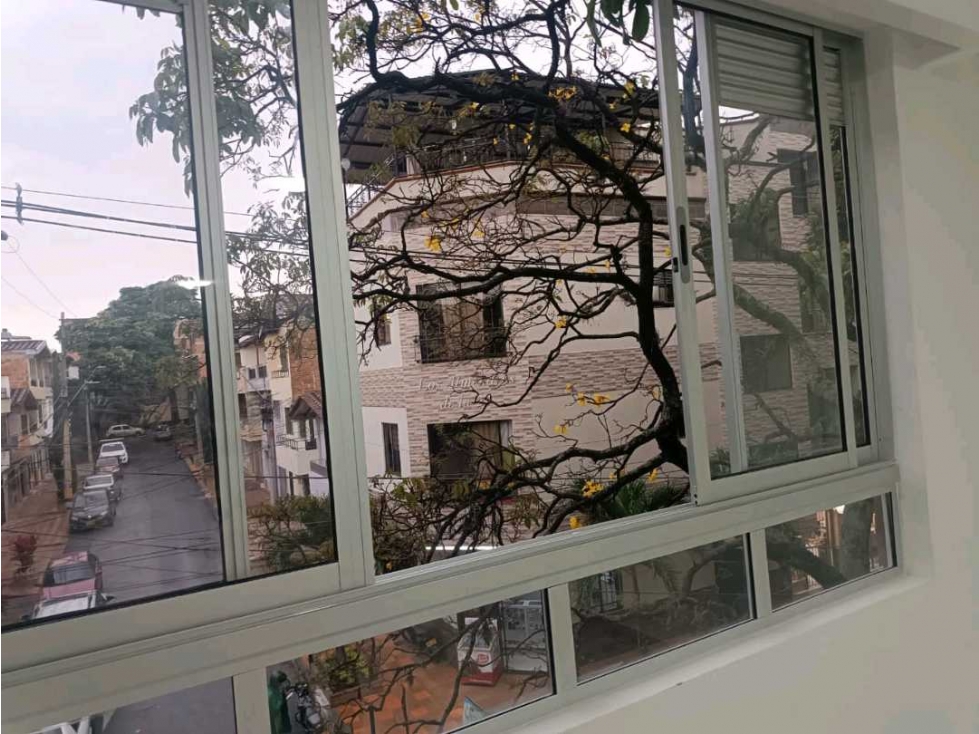 VENDO APARTAMENTO REMODELADO EN BELEN CERCA DEL EXITO — foto 3