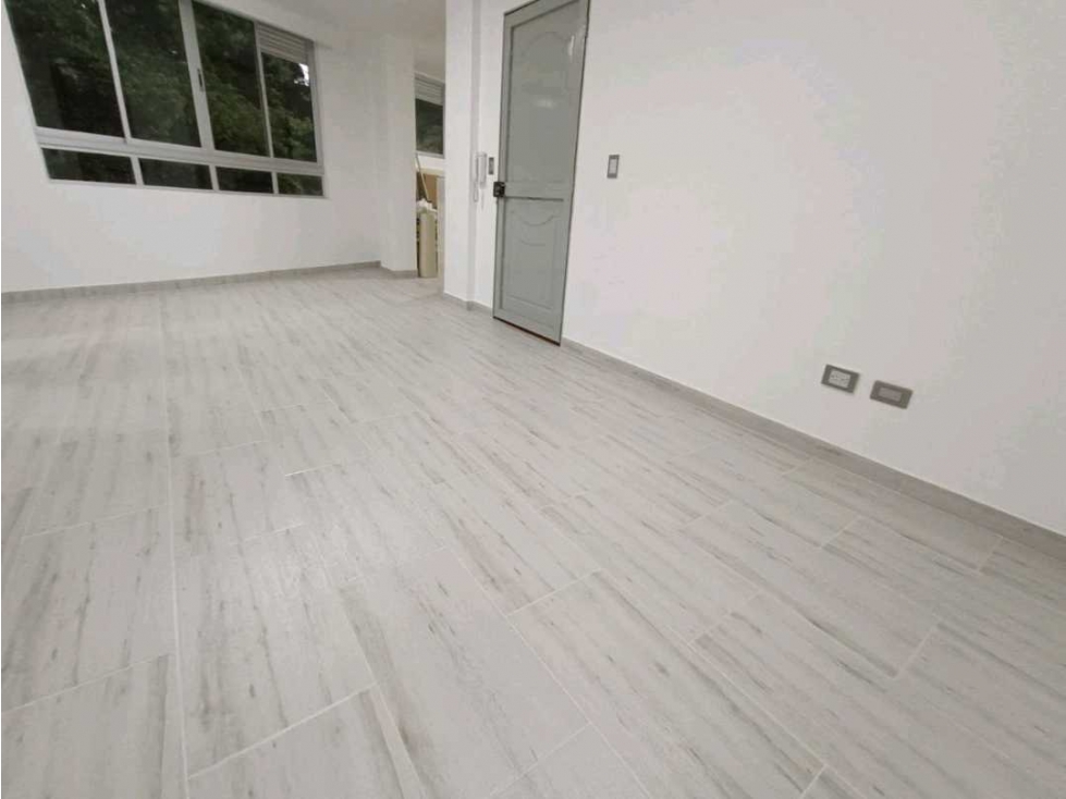 VENDO APARTAMENTO REMODELADO EN BELEN CERCA DEL EXITO — foto 5