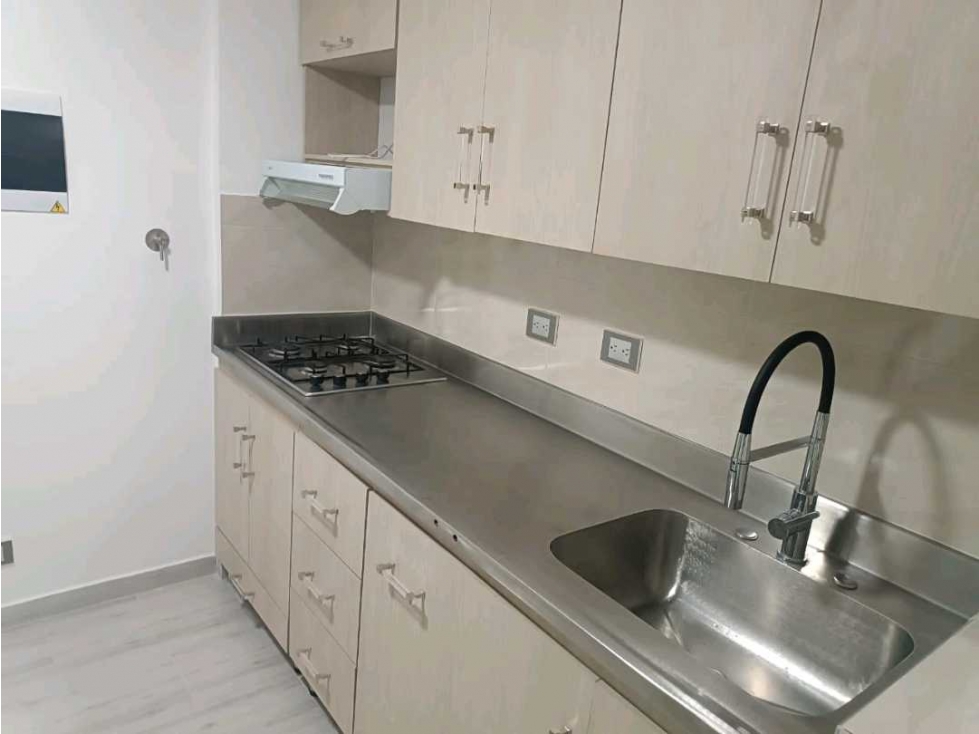 VENDO APARTAMENTO REMODELADO EN BELEN CERCA DEL EXITO — foto 6