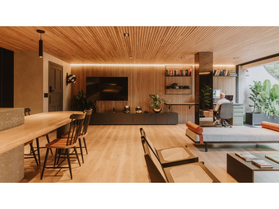 VENDO APARTAMENTO REMODELADO EN EL POBLADO CERCA A PROVENZA MEDELLÍN