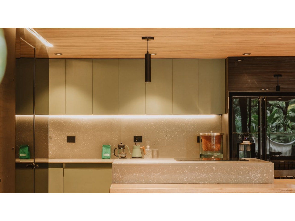 VENDO APARTAMENTO REMODELADO EN EL POBLADO CERCA A PROVENZA MEDELLÍN — foto 2