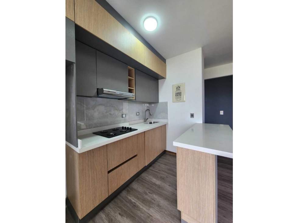 Vendo apartamento Remodelado Florida Norteamérica 61 mts — foto 6