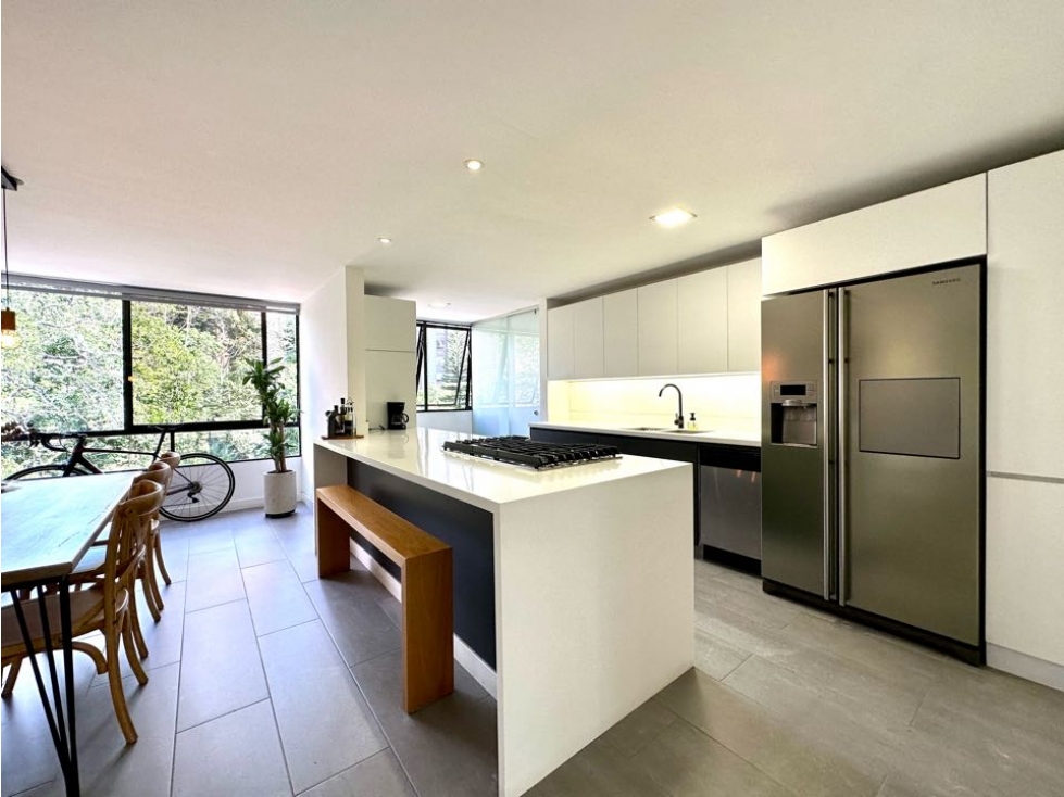 VENDO APARTAMENTO REMODELADO VIZCAYA , 2 ALCOBAS, ESTUDIO Y SERVICIO — foto 2