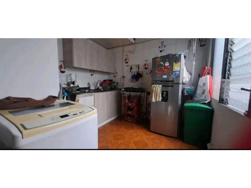 VENDO APARTAMENTO SABANETA BARRIO BETANIA EDIFICIO PH — foto 2