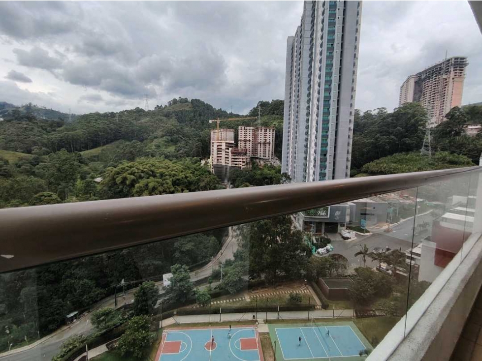 Vendo Apartamento Sabaneta-74m2 a10 minutos estación metro Estrella. — foto 2