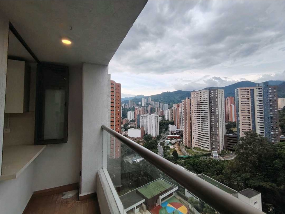 Vendo Apartamento Sabaneta-74m2 a10 minutos estación metro Estrella.