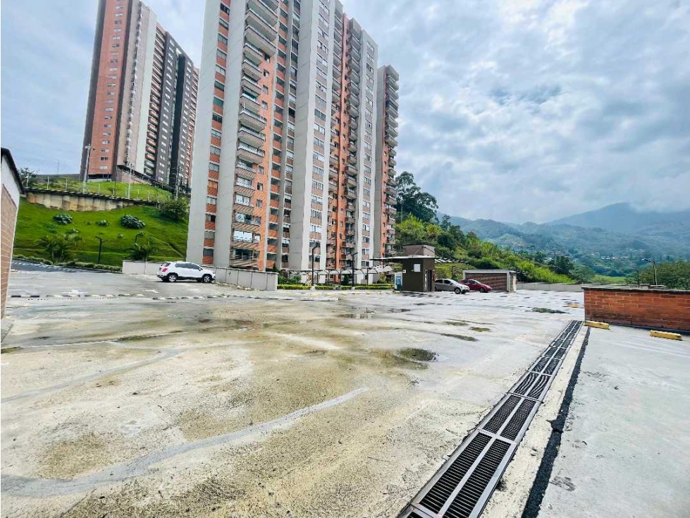 VENDO APARTAMENTO SABANETA. LA DOCTORA PARTE ALTA — foto 5