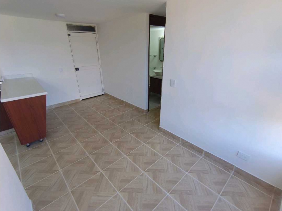 Vendo apartamento san antonio de prado,3 alcobas,unidad con piscinas — foto 2