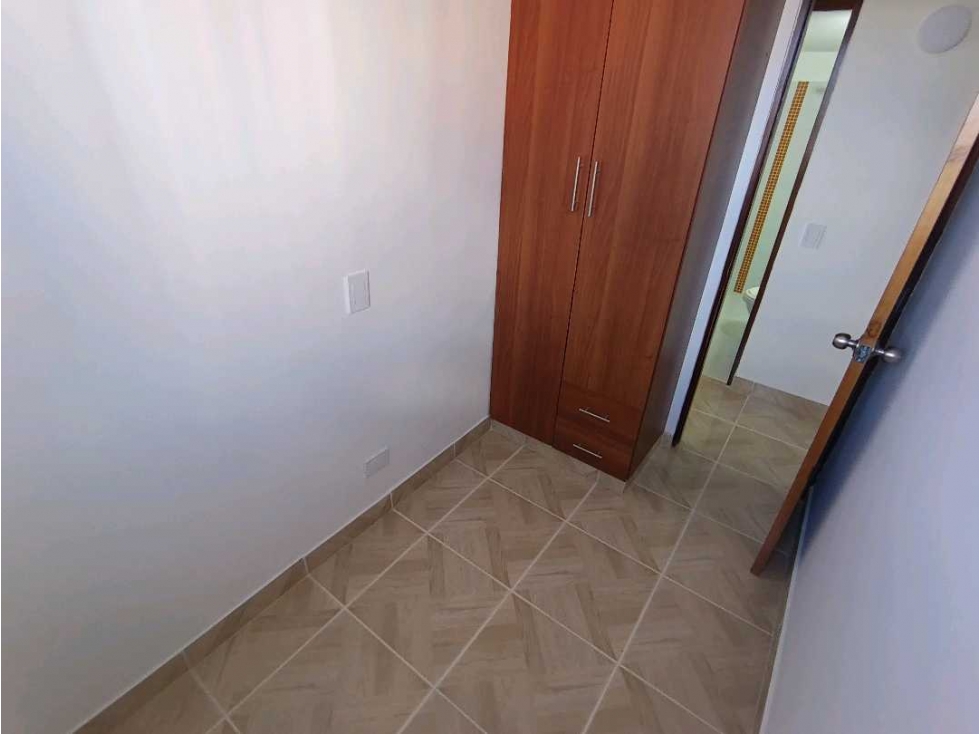 Vendo apartamento san antonio de prado,3 alcobas,unidad con piscinas — foto 6