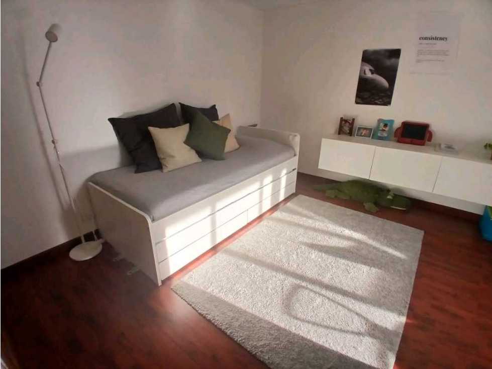 Vendo apartamento Santa Bárbara Niveles (GU) — foto 3