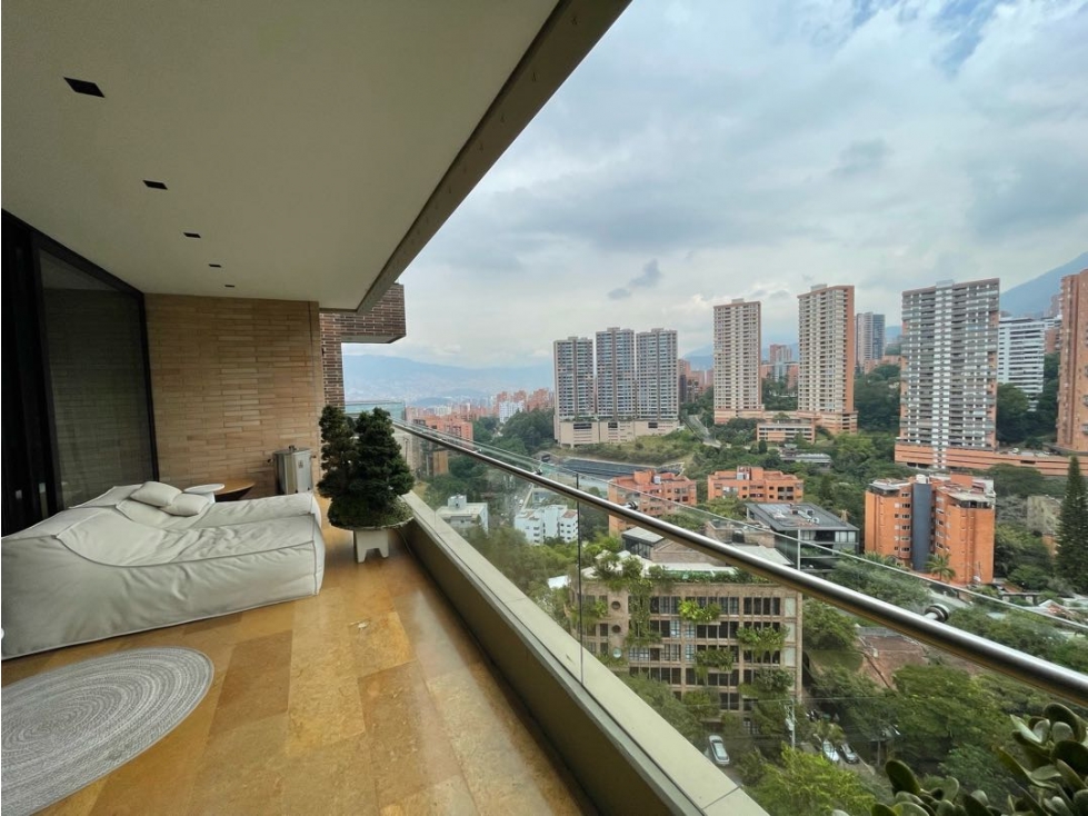 Vendo Apartamento sector el campestre 198 m² | Piso 12 con Vista