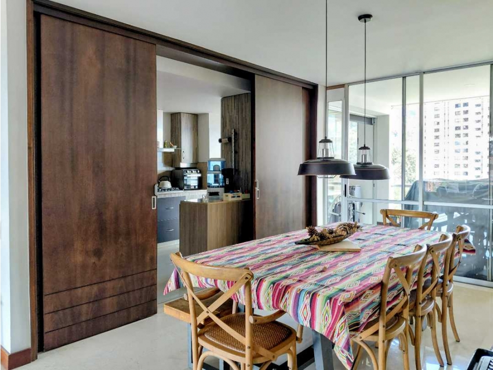 VENDO APARTAMENTO SECTOR EL TESORO CON VISTA — foto 4