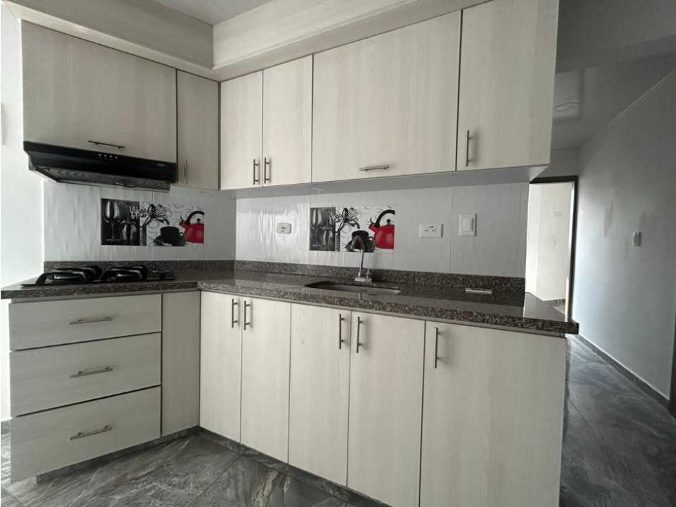 VENDO APARTAMENTO SECTOR LA CAPILLA SOBRE LA AV SIMON BOLIVAR — foto 2