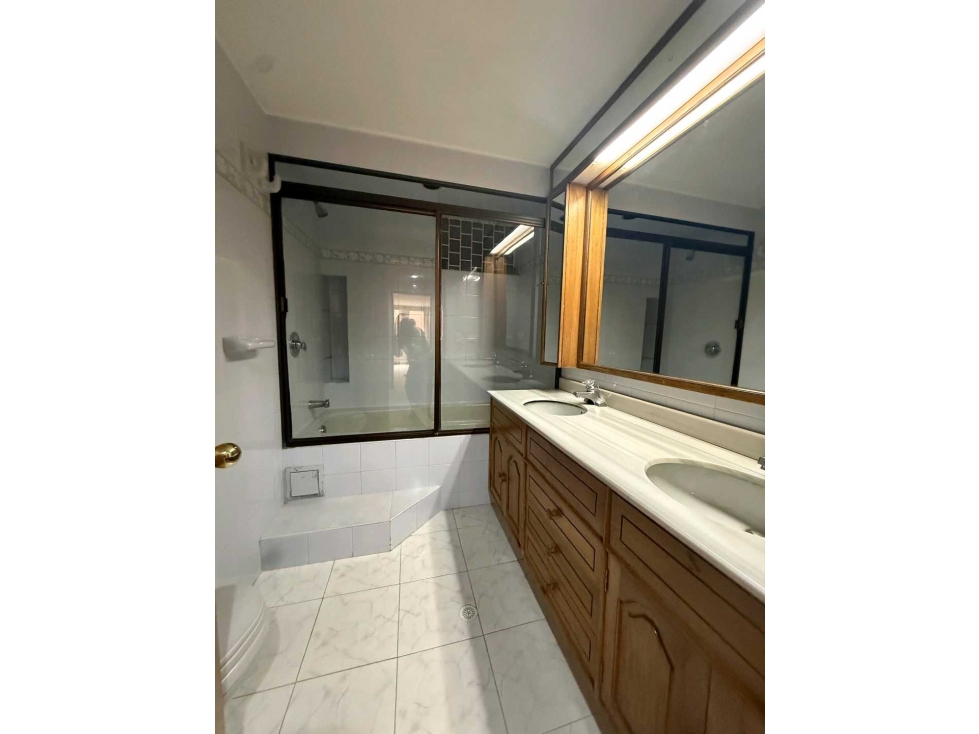 Vendo Apartamento Sector Rosales — foto 3