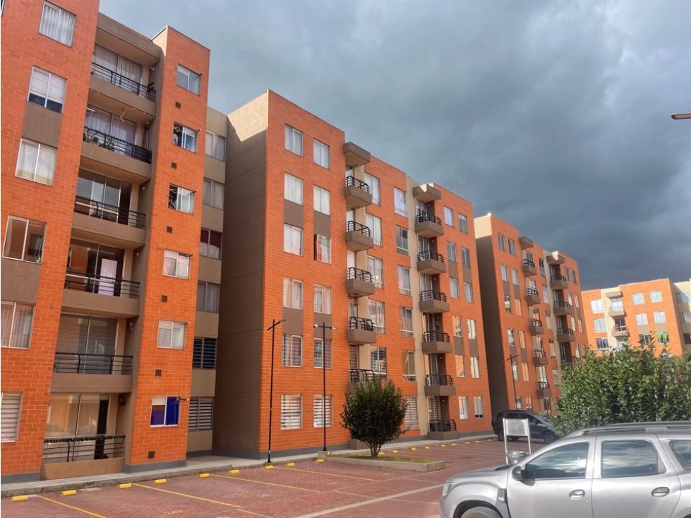 Vendo apartamento esquinero segundo piso con club house Tocancipá - 1