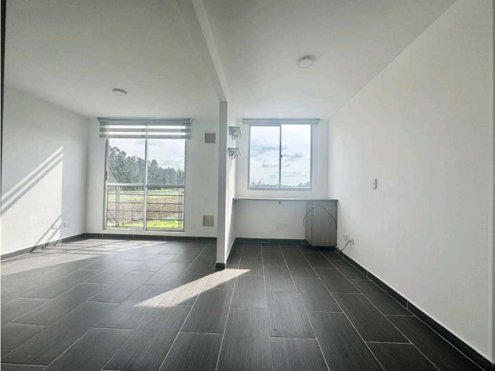 Vendo apartamento segundo Piso Acceso escaleras en Cajica. - 3