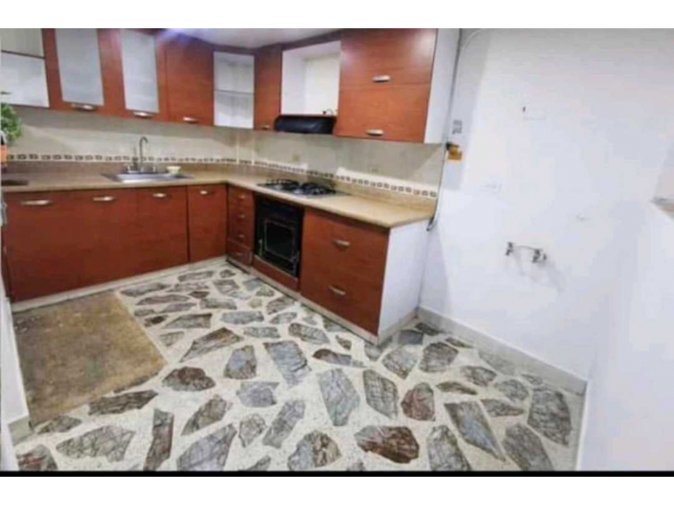 VENDO APARTAMENTO SEGUNDO PISO ALMERIA — foto 5