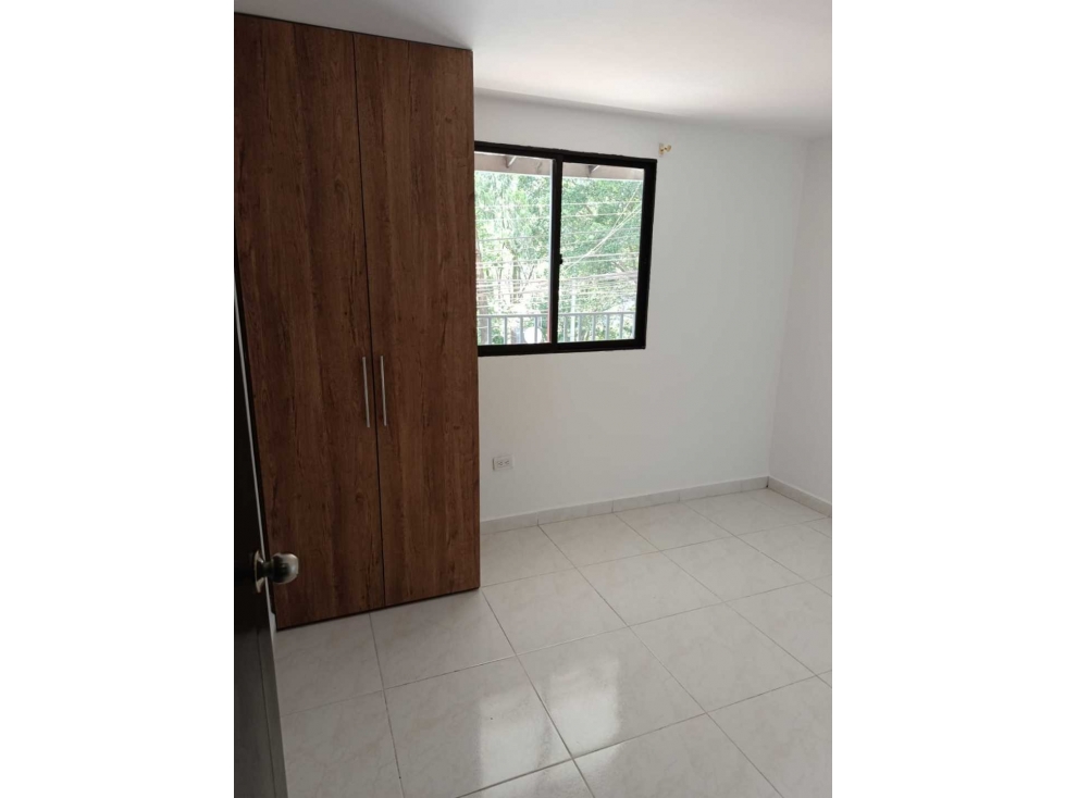 VENDO APARTAMENTO SEGUNDO PISO BARRIO FLORENCIA MEDELLIN — foto 4