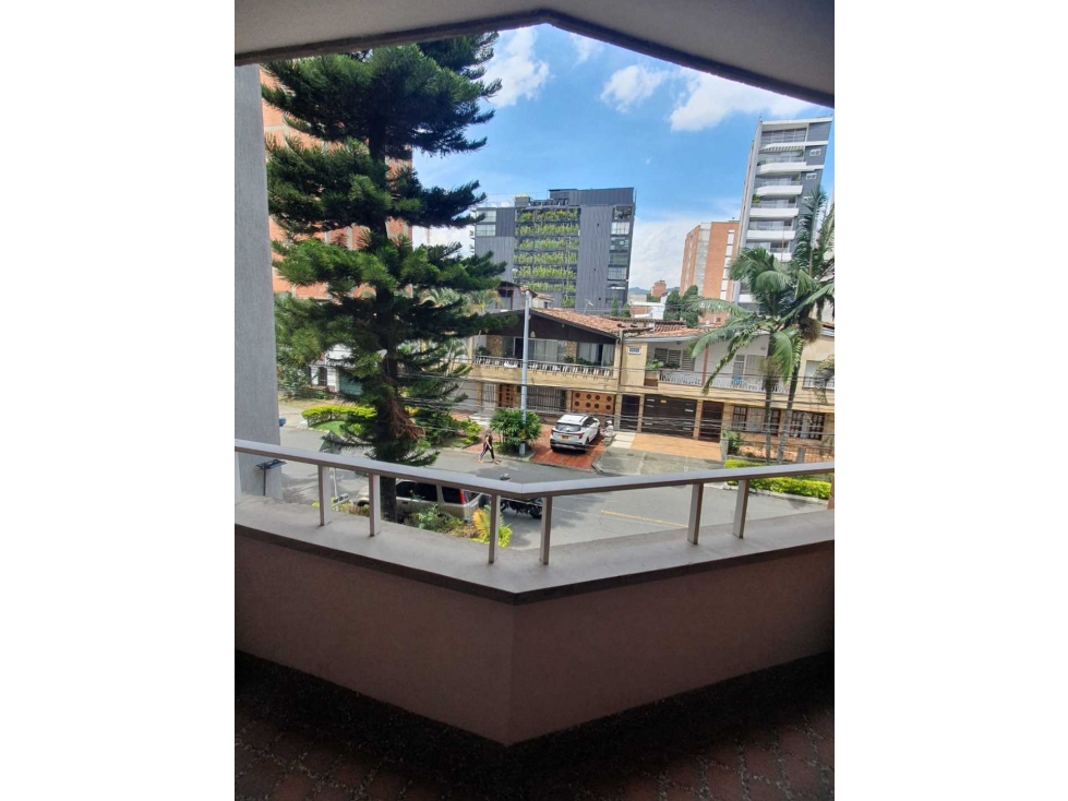 VENDO APARTAMENTO SEGUNDO PISO SECTOR ESTADIO
