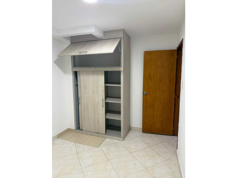 VENDO APARTAMENTO SEGUNDO PISO BARRIO FLORENCIA CERCA A LA 65 — foto 4