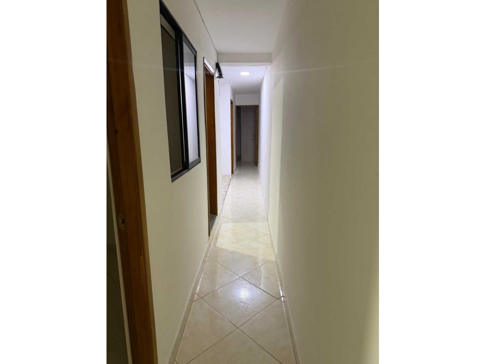 VENDO APARTAMENTO SEGUNDO PISO BARRIO FLORENCIA CERCA A LA 65 — foto 5