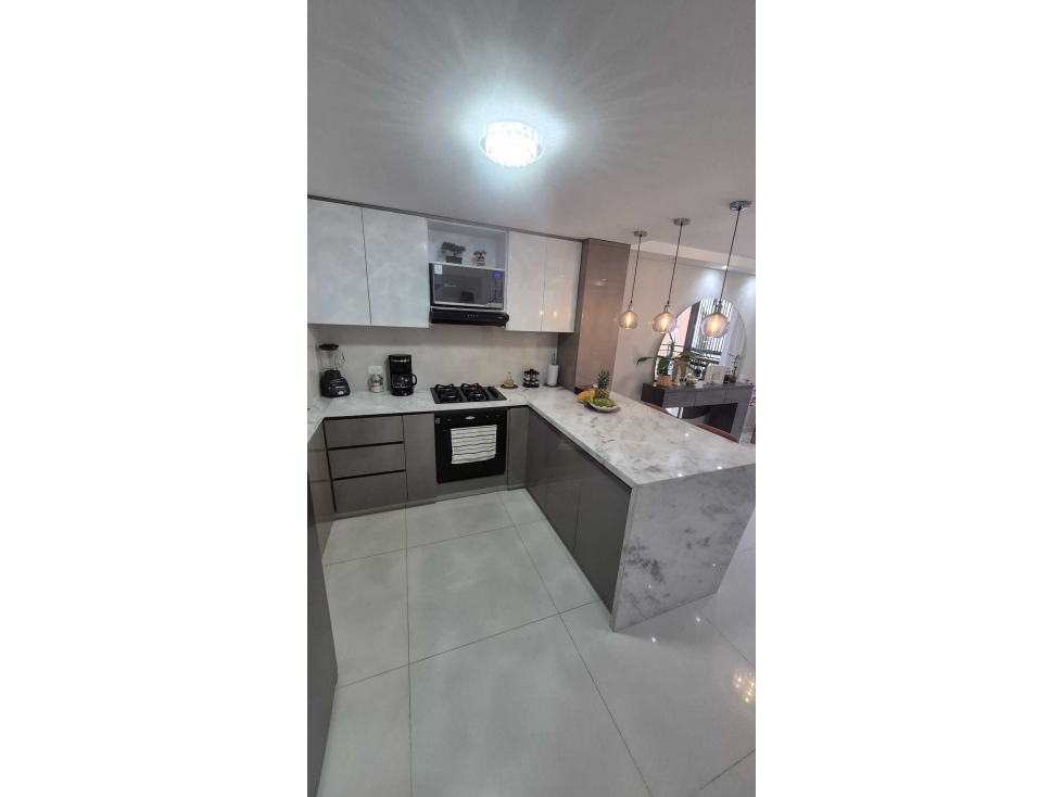 Vendo apartamento sur de cali barrio valle lili 2do piso area 71m² — foto 5