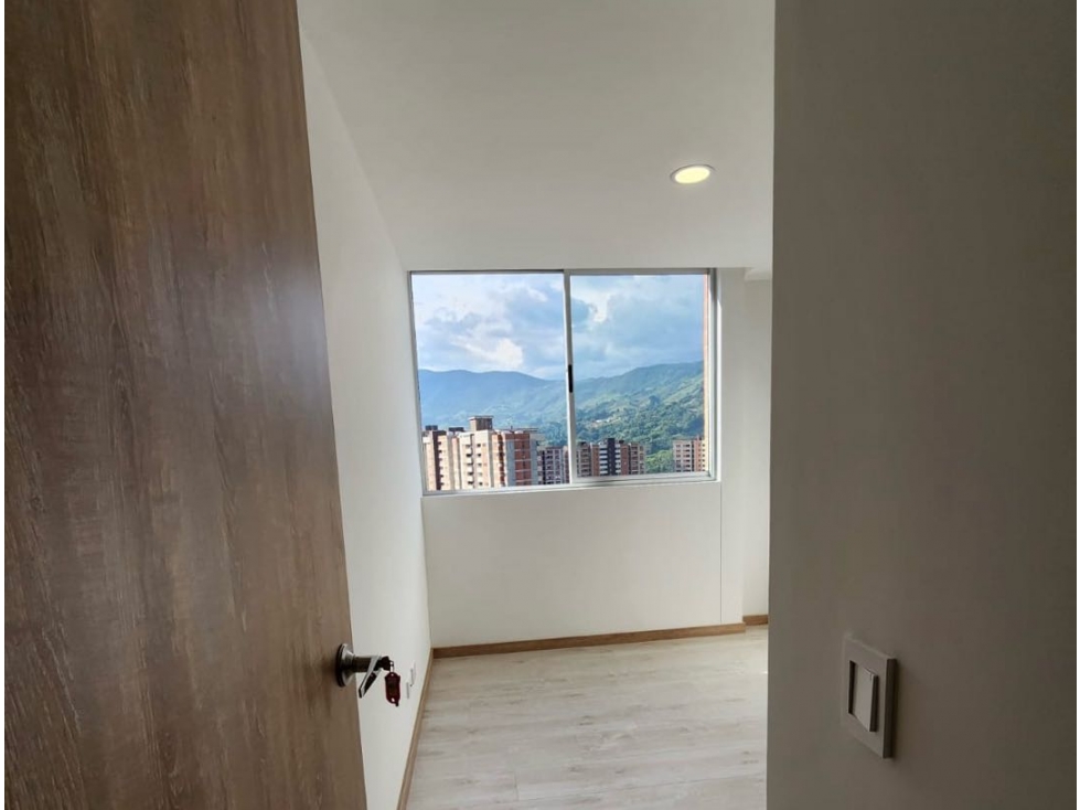Vendo apartamento Suramérica Itagüi — foto 5