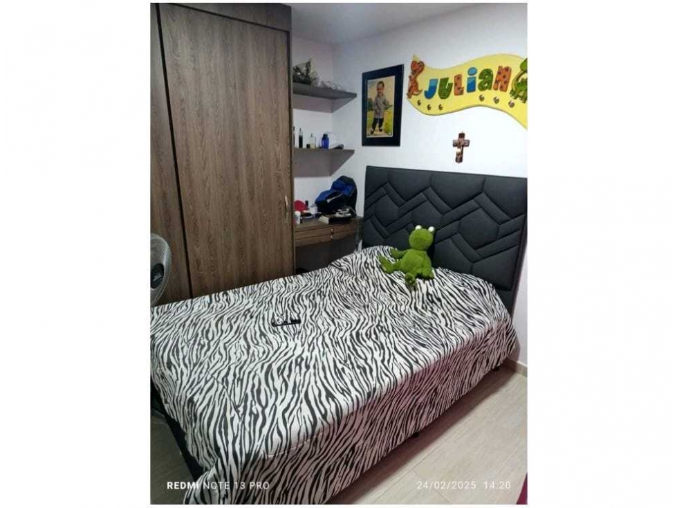 VENDO APARTAMENTO TERCER PISO BARRIO FLORENCIA-piso 3 — foto 4